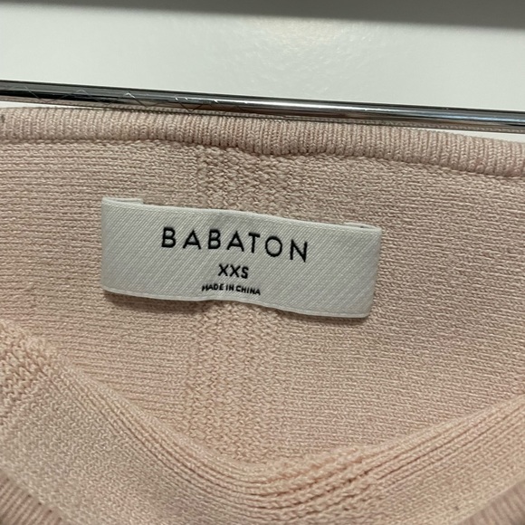 Babaton aritzia Essamba
Rose quartz - Picture 3 of 3